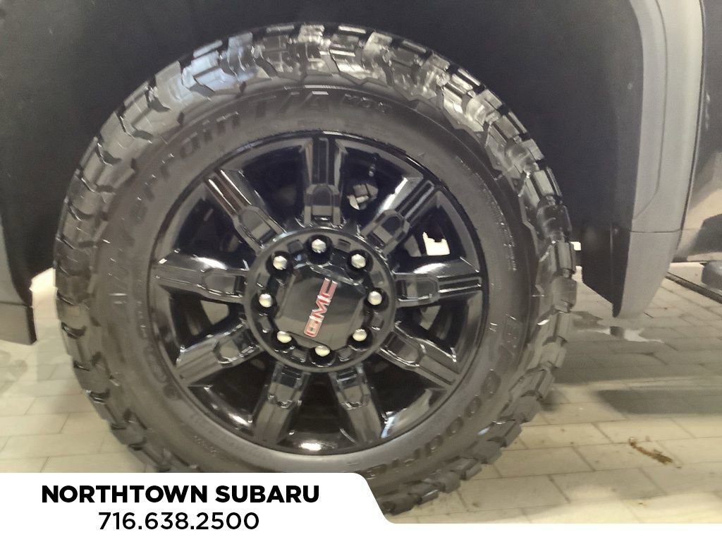 Used 2025 GMC Sierra 2500 AT4 w/ AT4 Premium Plus Package image 22