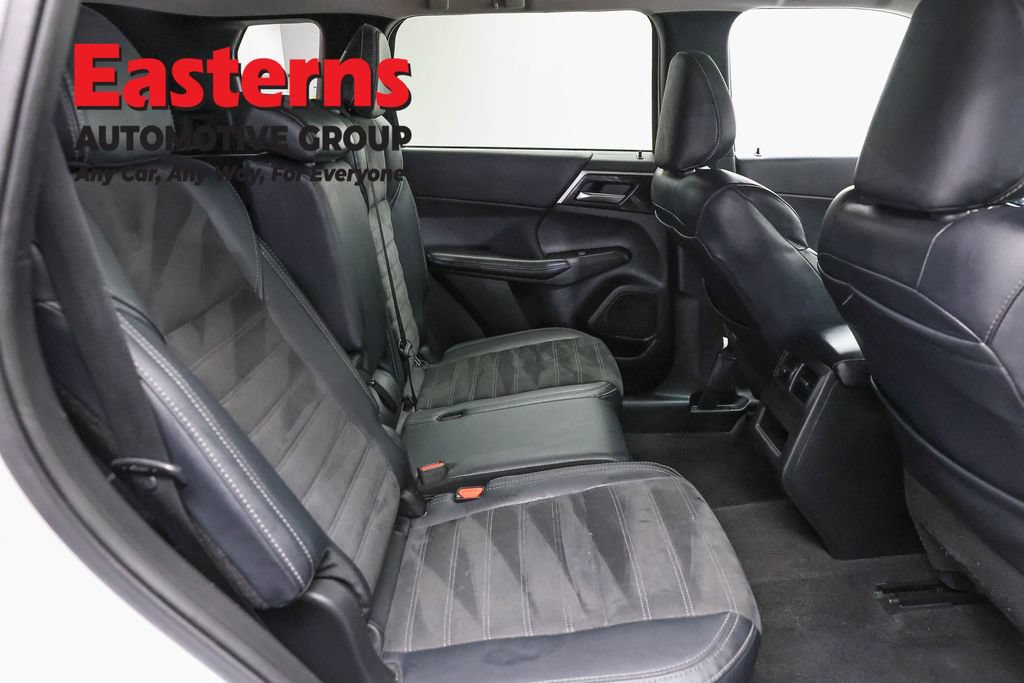 Used 2024 Mitsubishi Outlander SE AWD/4WD image 22