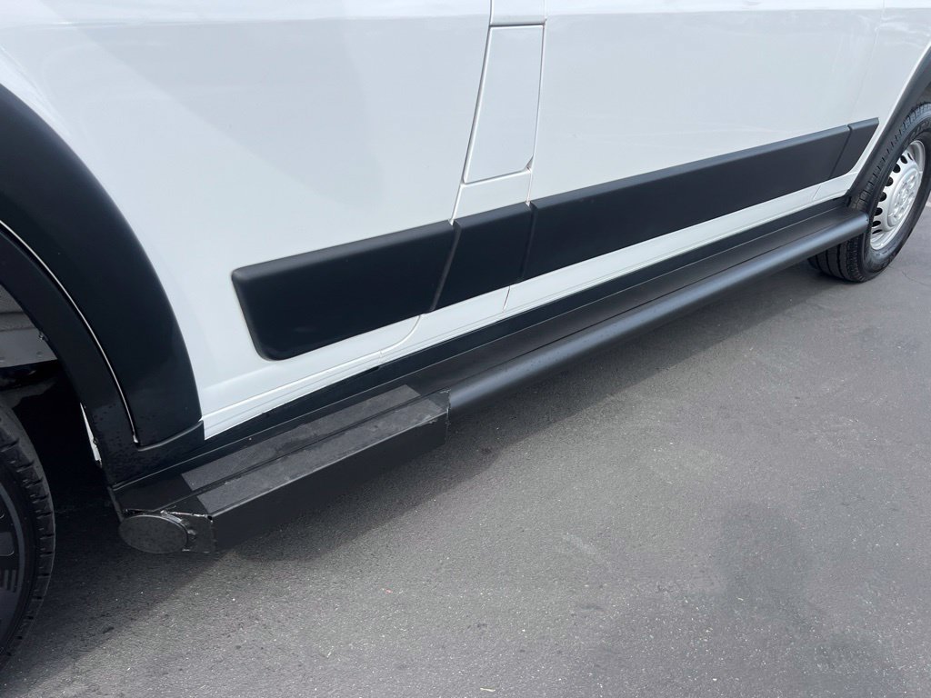 Used 2025 RAM ProMaster 2500 w/ U-Haul Equipment Group FWD image 27
