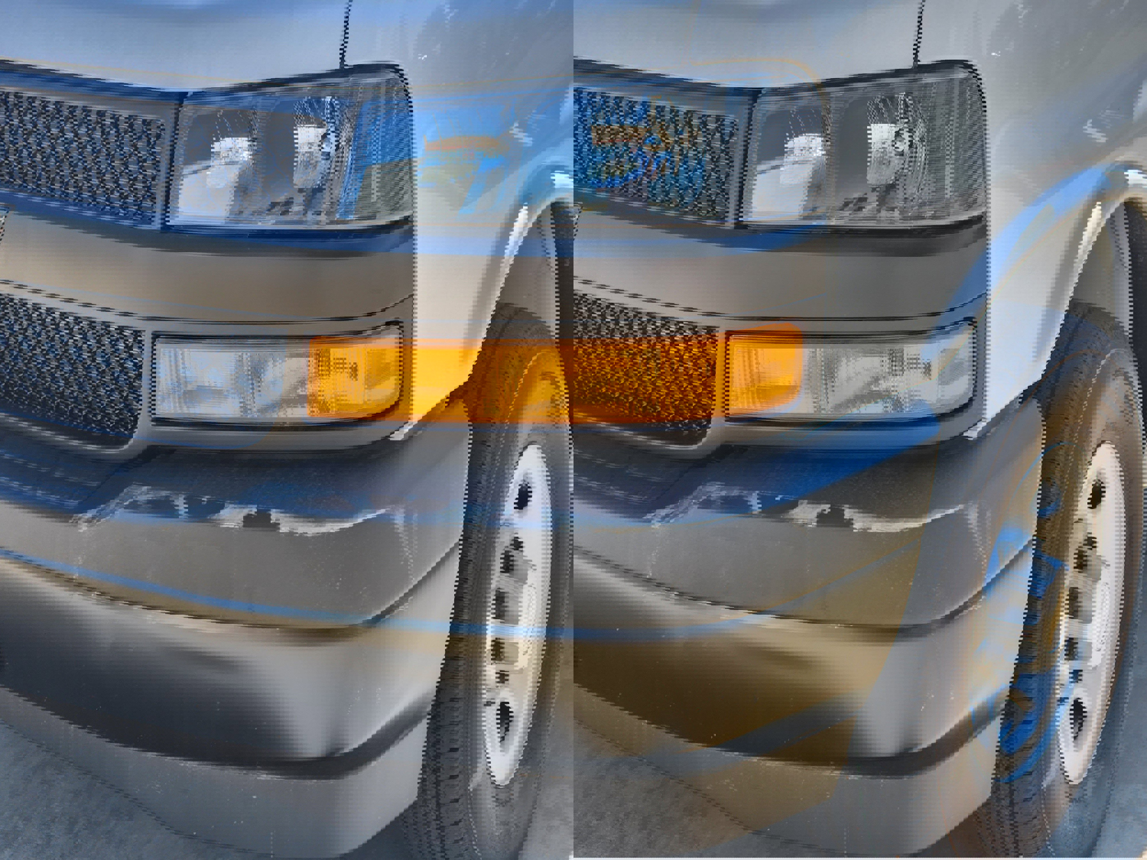 New 2025 Chevrolet Express 2500 Extended w/ Driver Convenience Package image 15