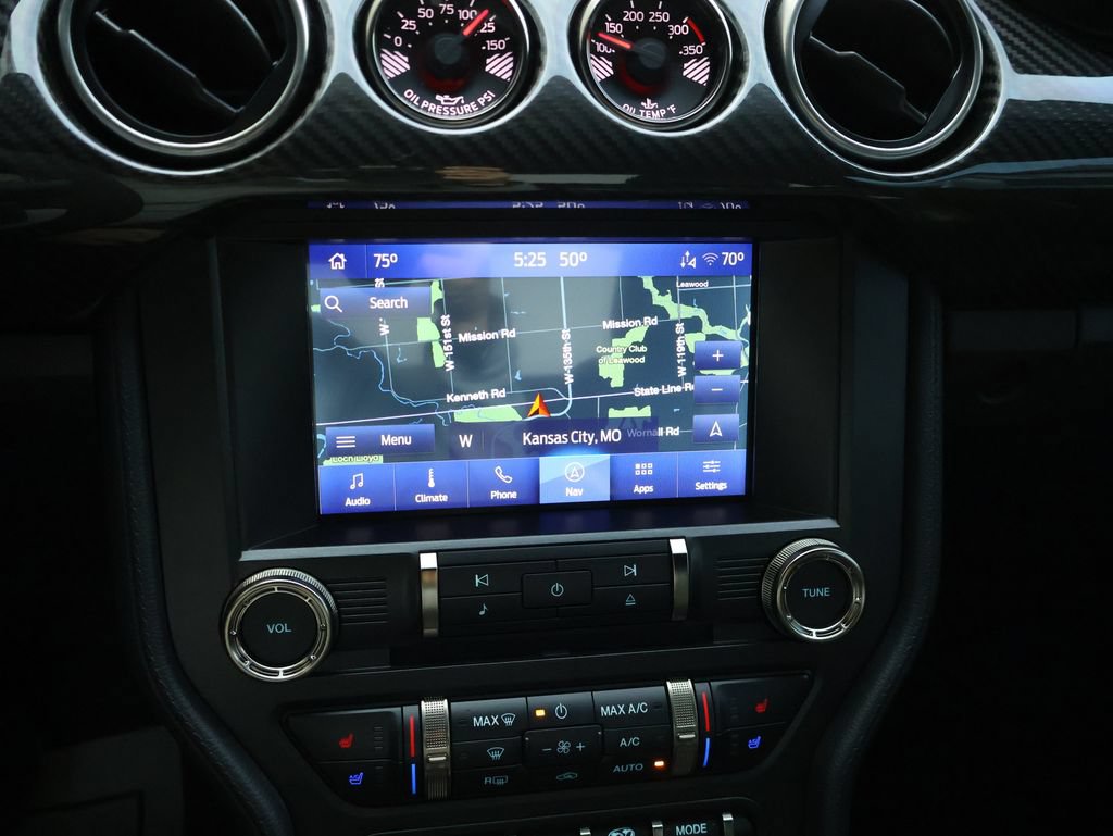 Used 2022 Ford Mustang Shelby GT500 w/ Technology Package RWD image 22