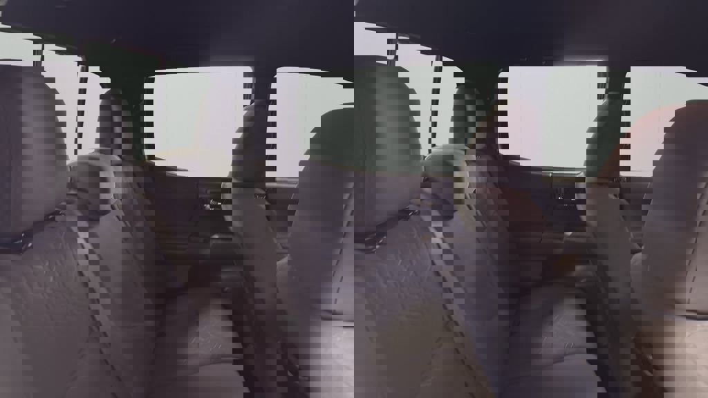 Used 2017 Toyota Tacoma TRD Sport w/ Tow Package image 34