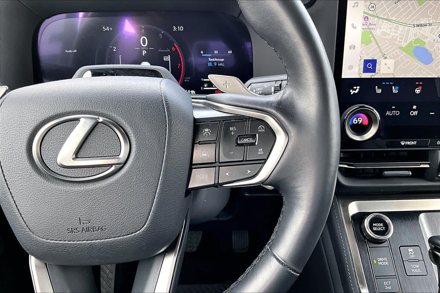 Used 2024 Lexus GX 550 w/ Accessory Package (Z1) AWD/4WD image 23