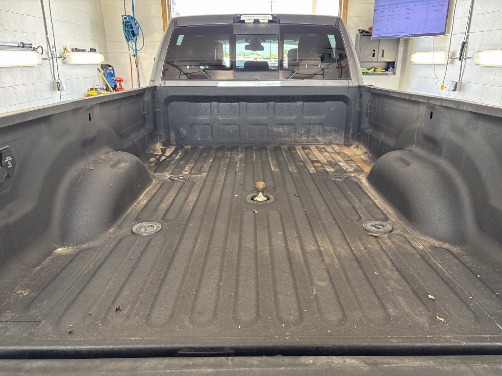 Used 2024 RAM 3500 Laramie w/ Night Edition AWD/4WD image 37