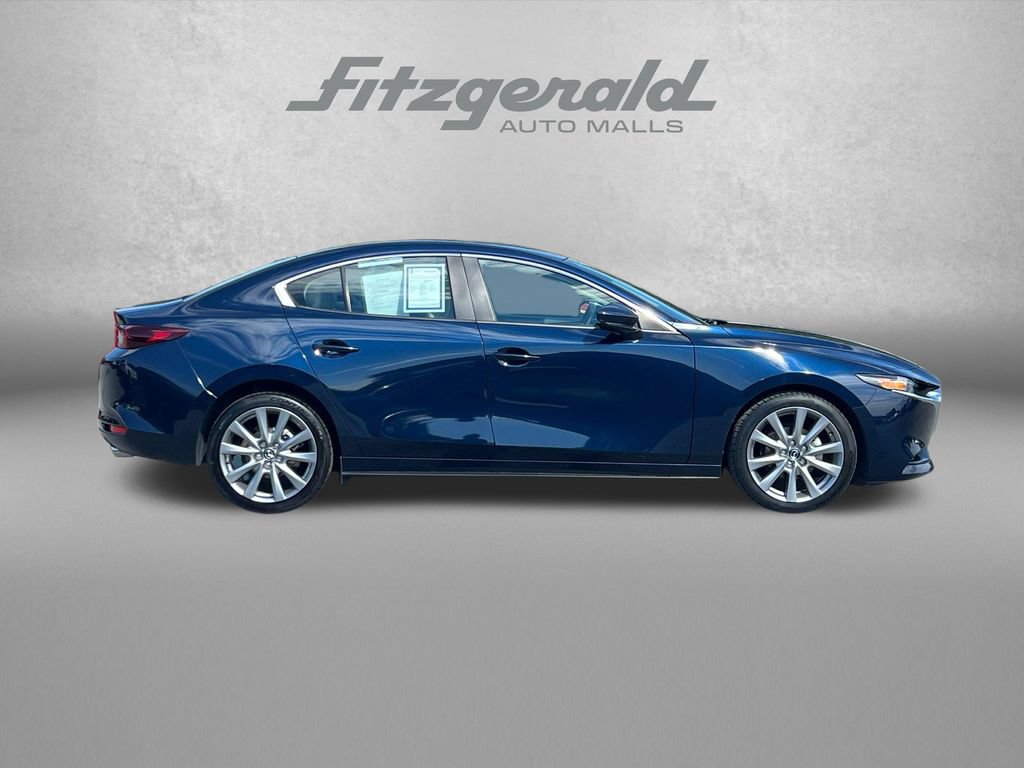 Used 2023 MAZDA MAZDA3 s FWD image 3