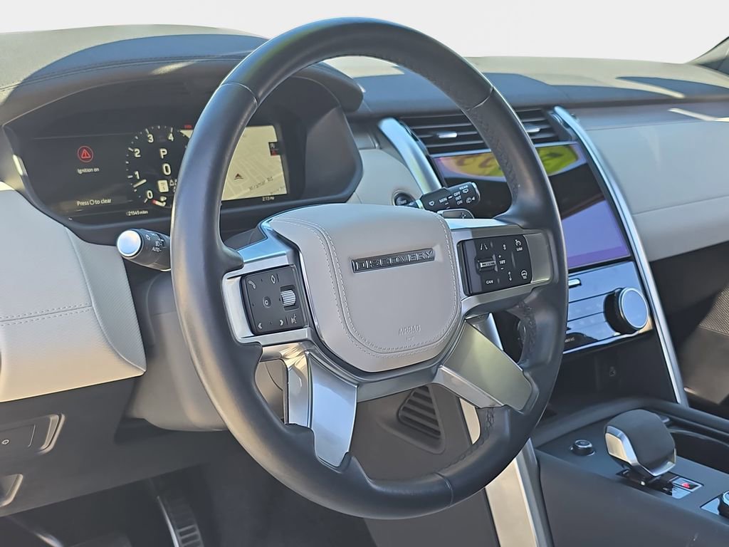 Certified 2023 Land Rover Discovery HSE R-Dynamic image 18
