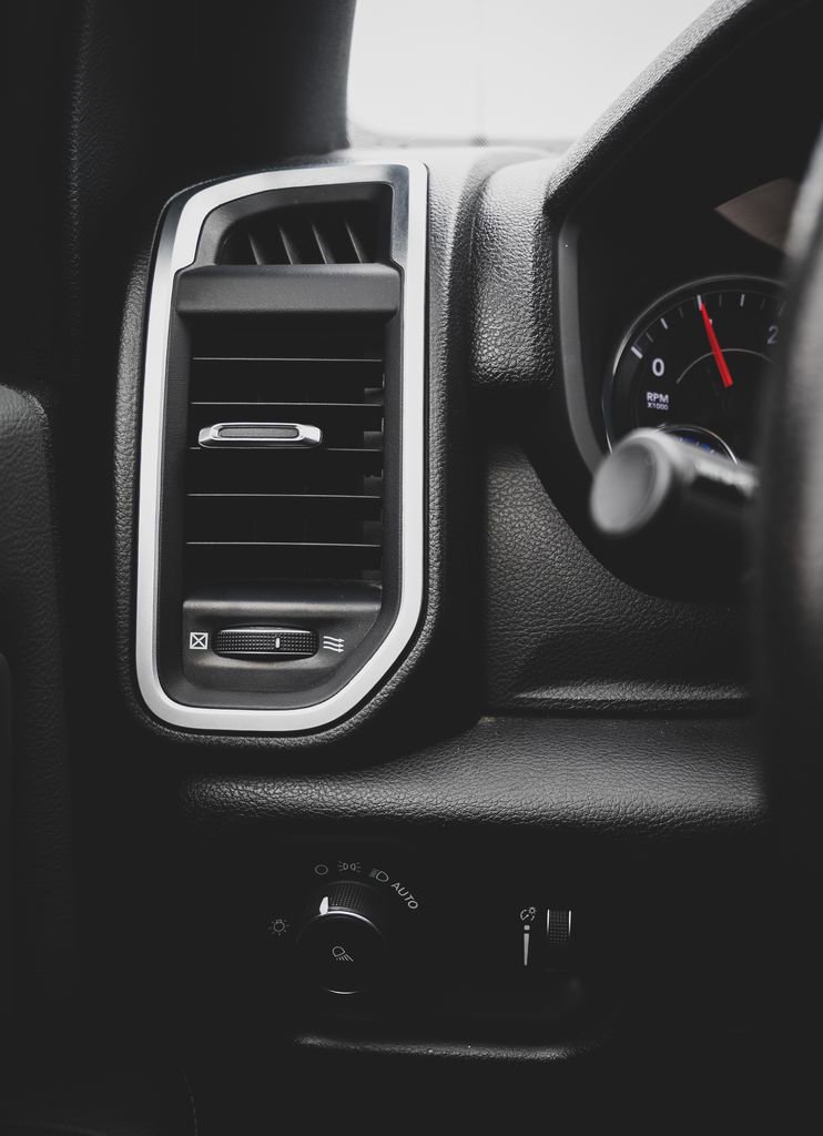 Used 2022 RAM 2500 Big Horn image 9