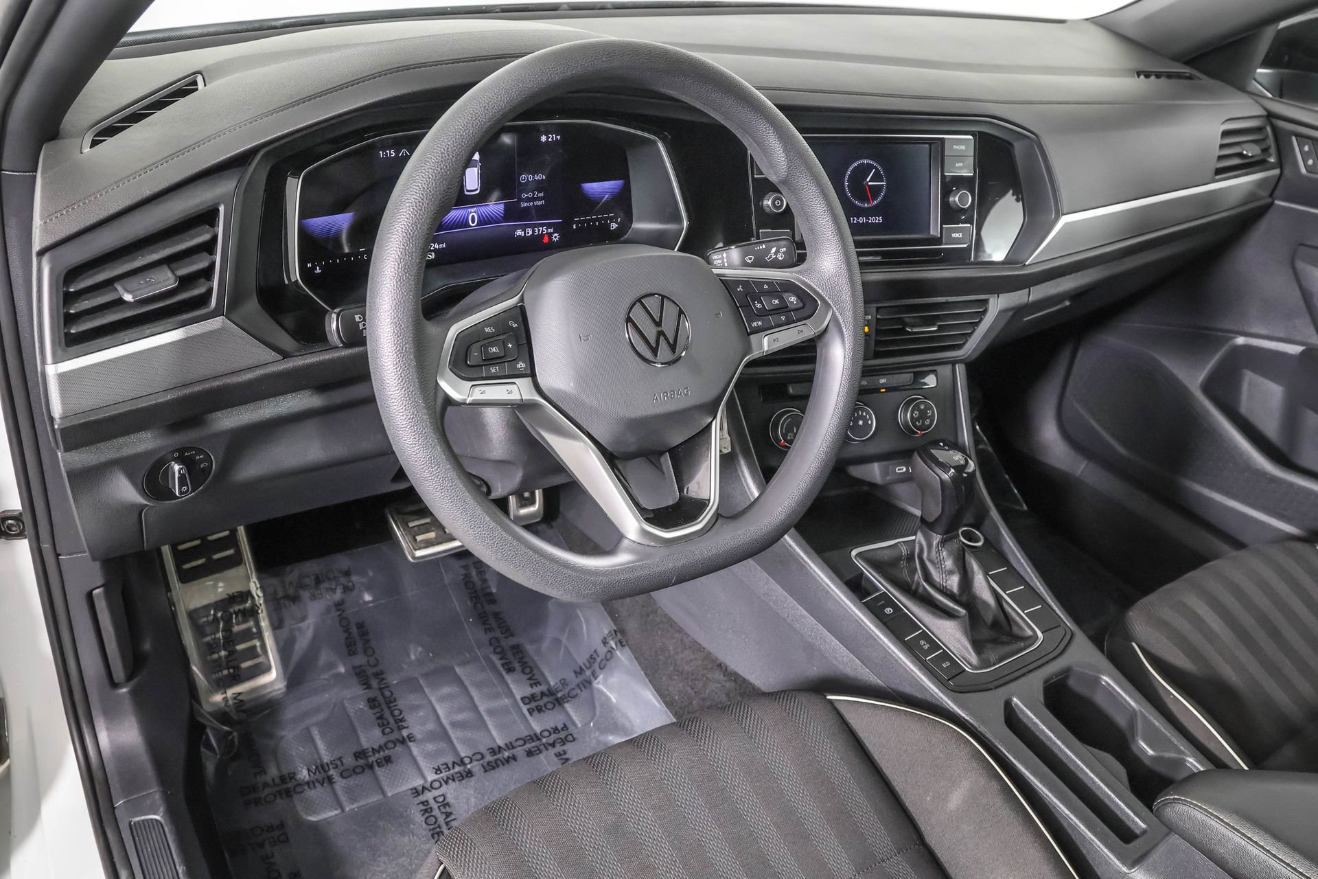 Used 2023 Volkswagen Jetta Sport image 4