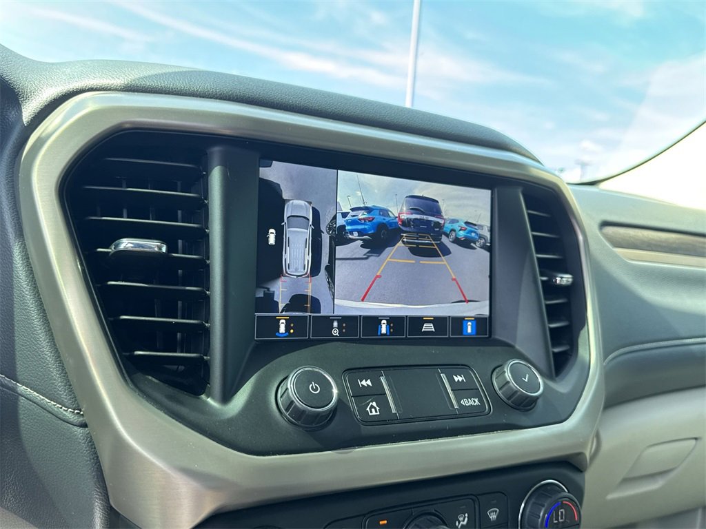 Used 2021 GMC Acadia Denali w/ Denali Technology Package image 23