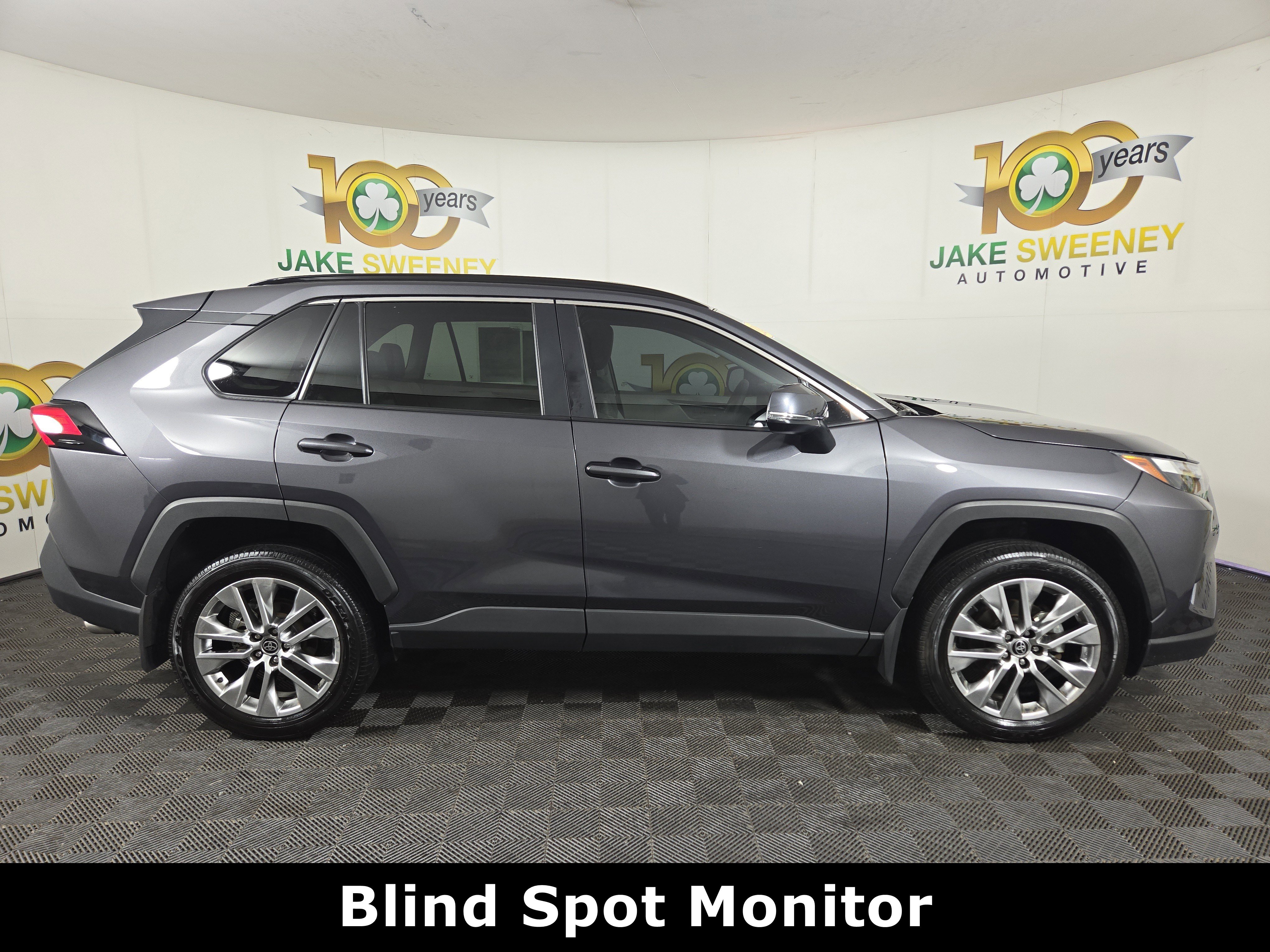 Used 2024 Toyota RAV4 XLE Premium image 10