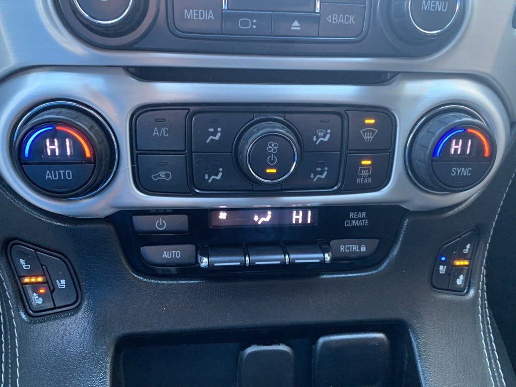 Used 2019 GMC Yukon XL SLT w/ Graphite Performance Edition image 21