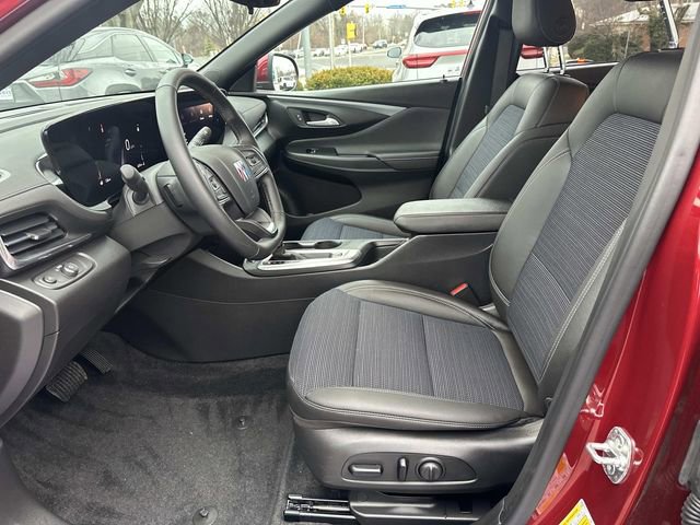 Used 2024 Buick Envista Preferred w/ Convenience I Package image 18