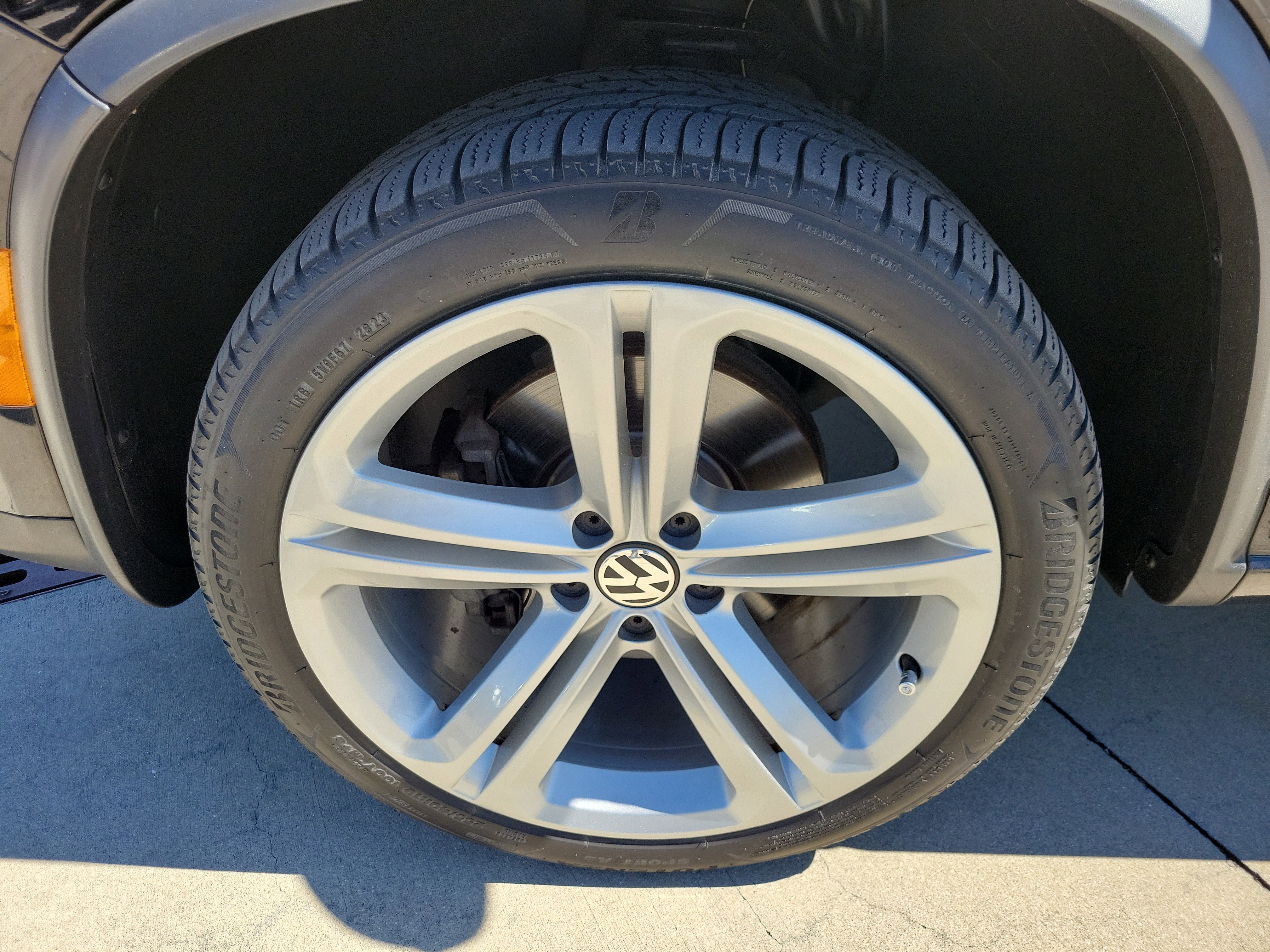 Used 2016 Volkswagen Tiguan R-Line image 31