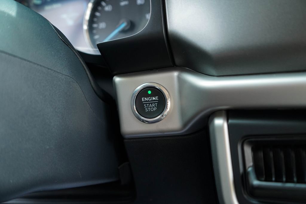 Used 2023 Ford Expedition Max XLT image 21