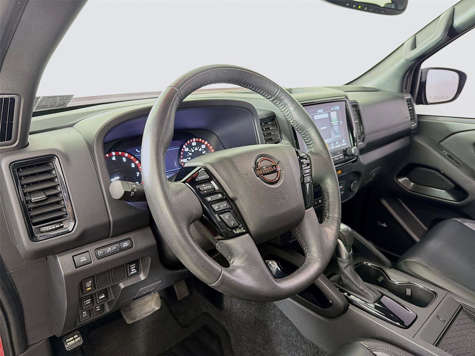 Used 2022 Nissan Frontier PRO-4X w/ Pro-4X Premium Package image 9