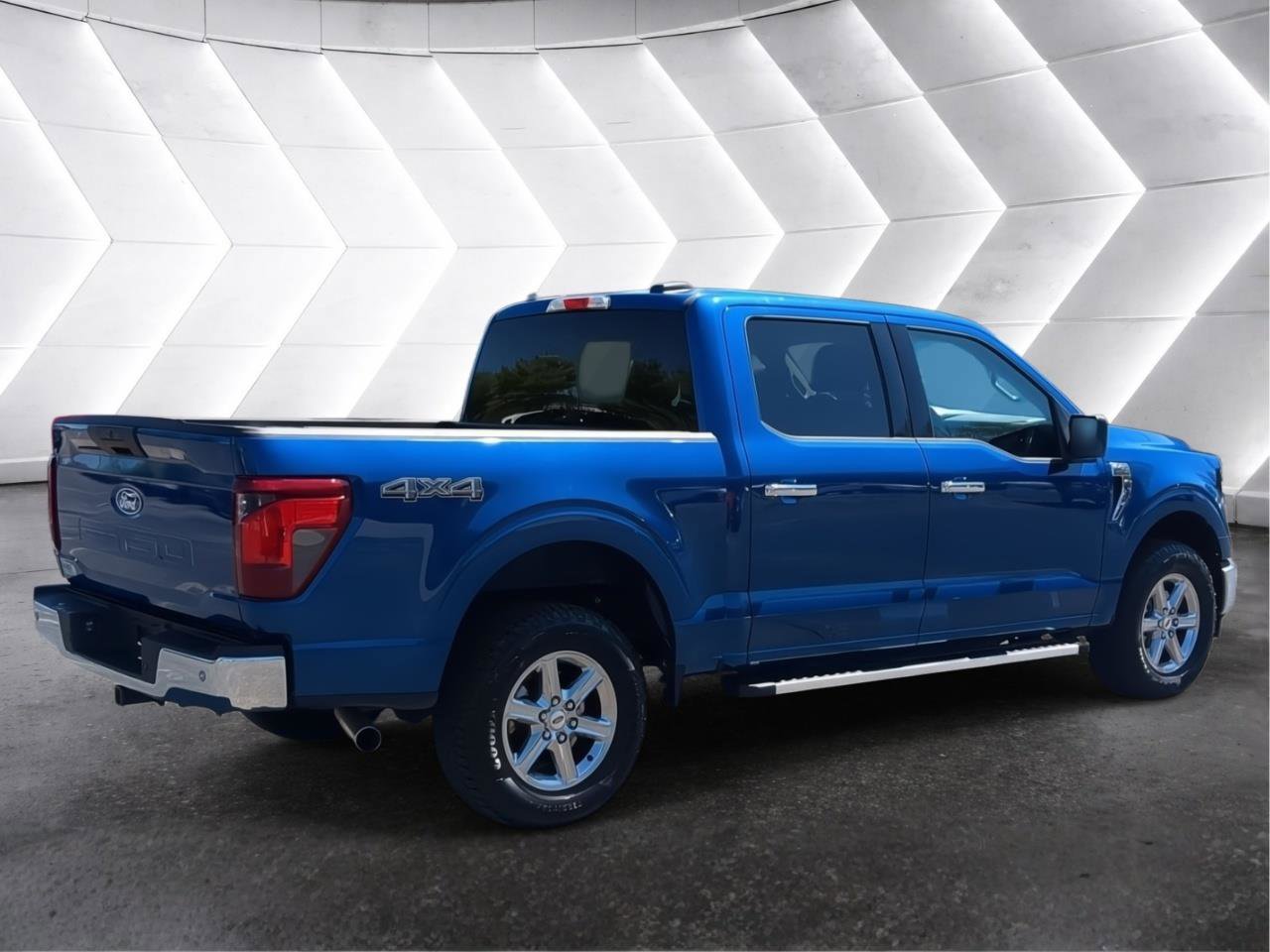 Used 2025 Ford F150 XLT w/ Equipment Group 301A Standard AWD/4WD image 6