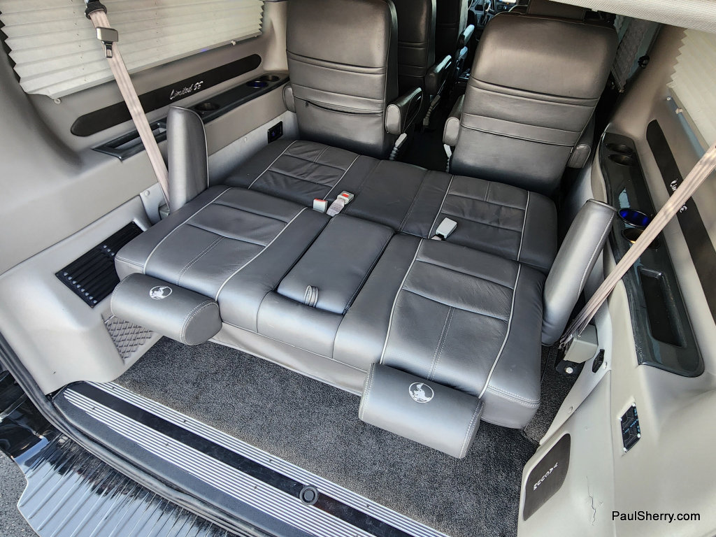 Used 2019 Ford Transit 150 148 Low Roof w/ Exterior Upgrade Package image 20