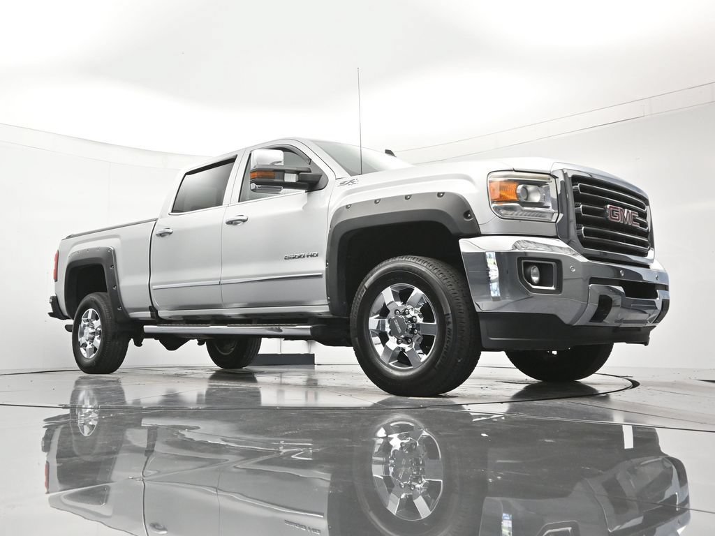 Used 2017 GMC Sierra 2500 SLT w/ Driver Alert Package AWD/4WD image 38