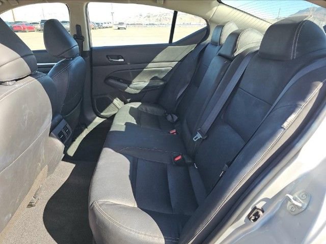 Used 2023 Nissan Altima 2.5 SL FWD image 8