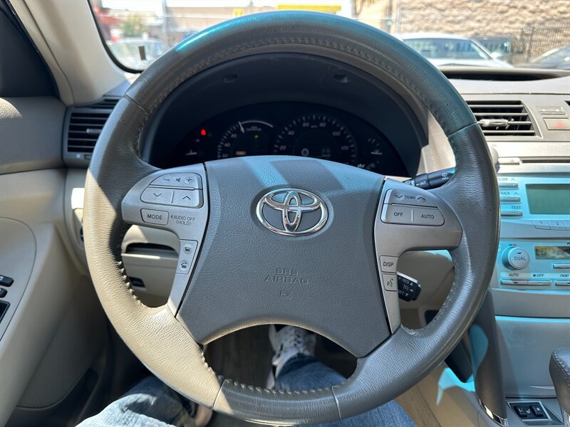 Used 2008 Toyota Camry Hybrid FWD image 20