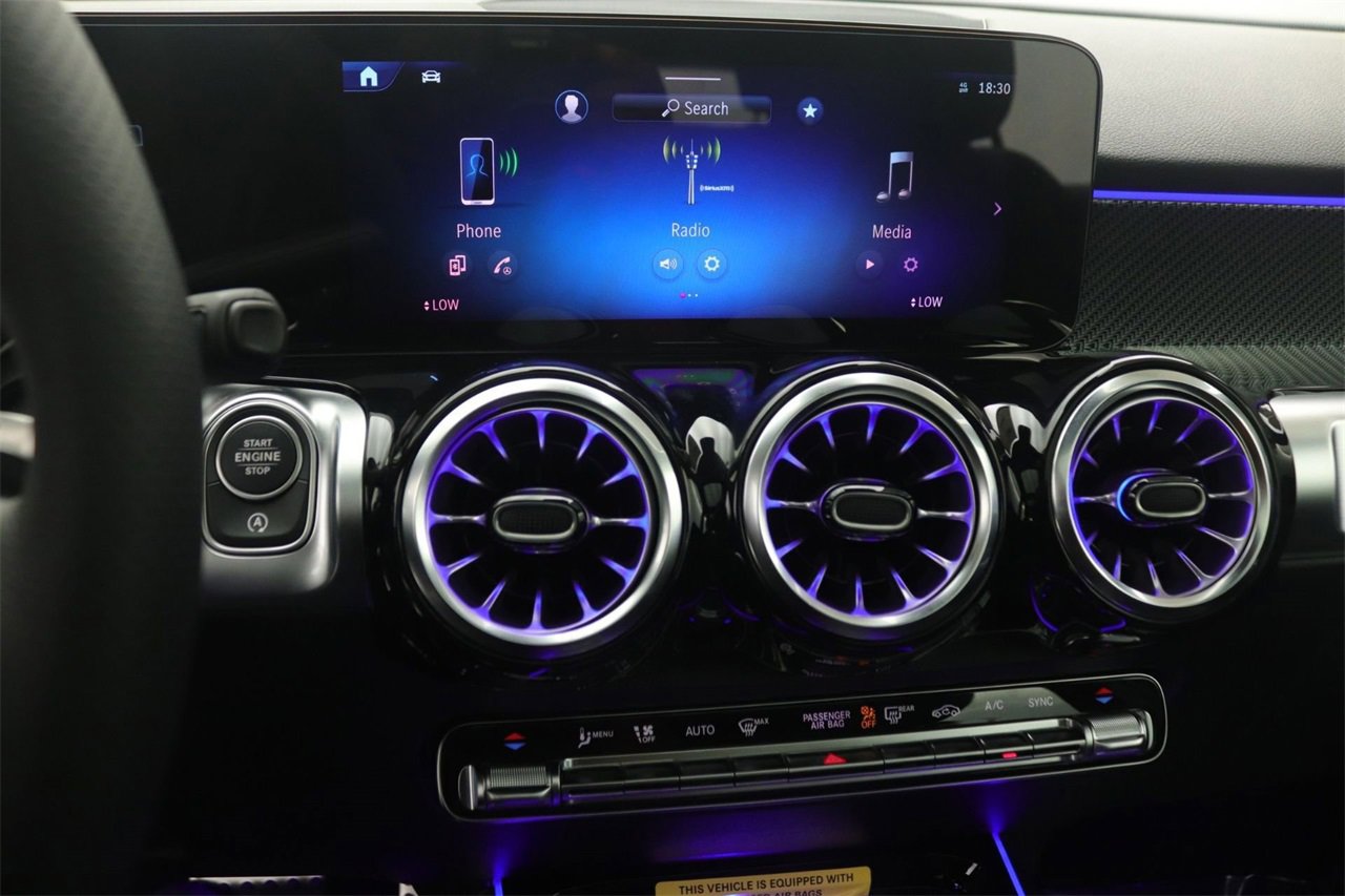 New 2026 Mercedes-Benz GLB 35 AMG 4MATIC image 6