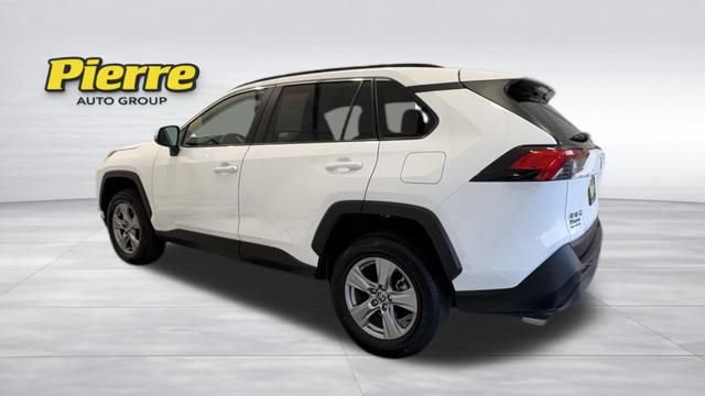 Used 2025 Toyota RAV4 XLE FWD video 2