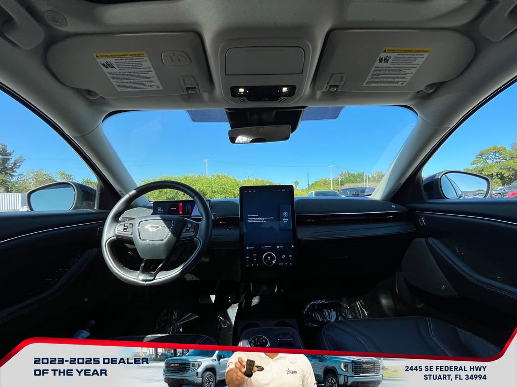 Used 2022 Ford Mustang Mach-E Premium image 14