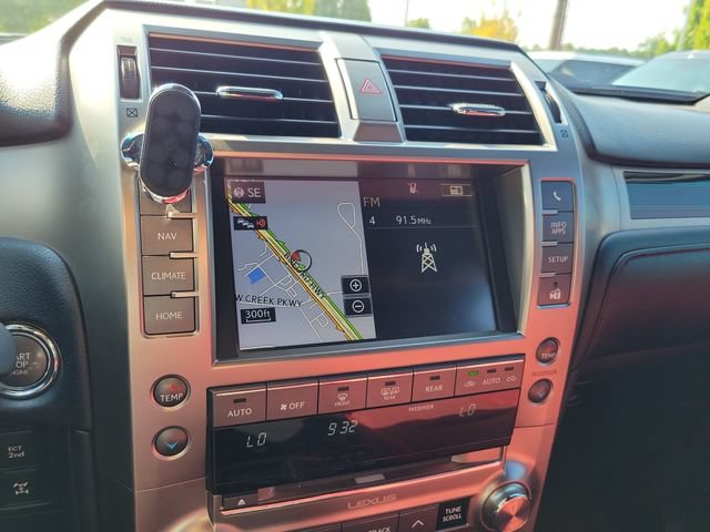 Used 2020 Lexus GX 460 Premium w/ Premium Package AWD/4WD image 21