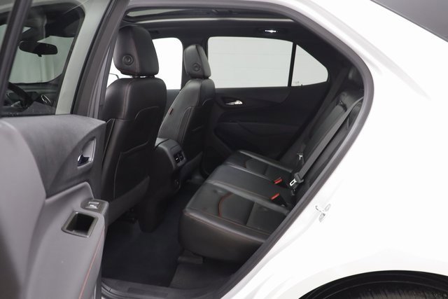 Used 2022 Chevrolet Equinox RS w/ RS Leather Package image 15