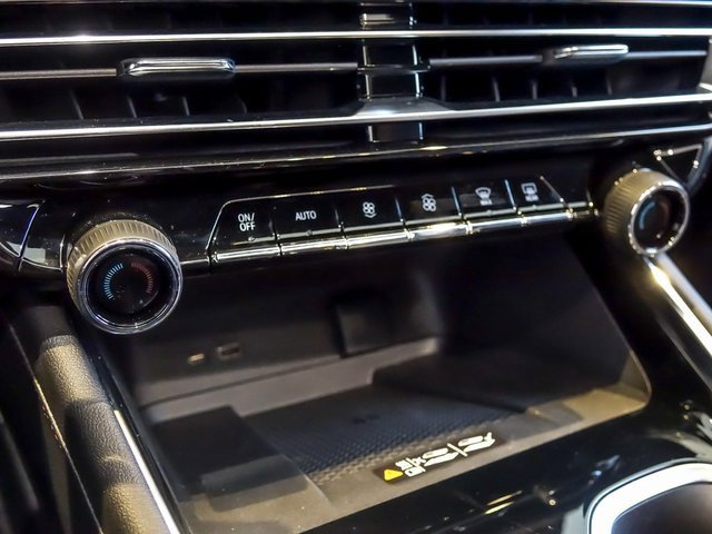 New 2026 Chevrolet Traverse Z71 w/ Enhanced Driving Package image 15