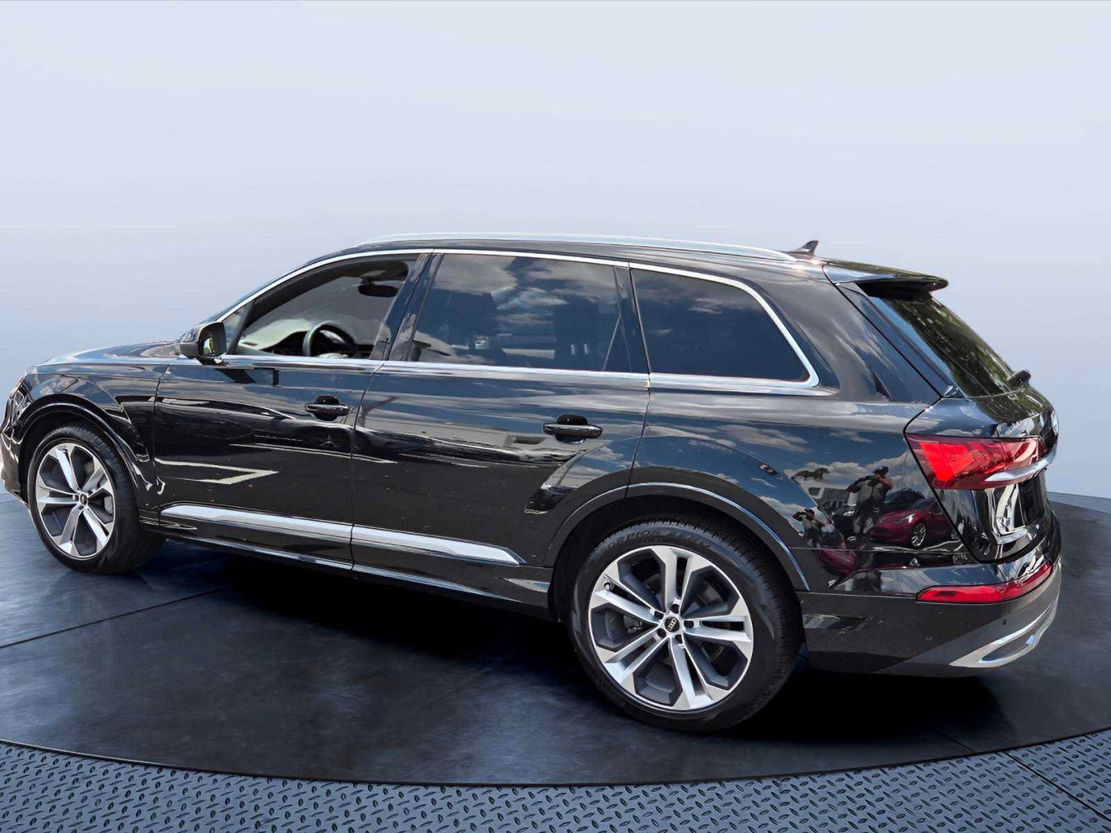 Used 2022 Audi Q7 3.0T Prestige w/ Prestige Package AWD/4WD image 4