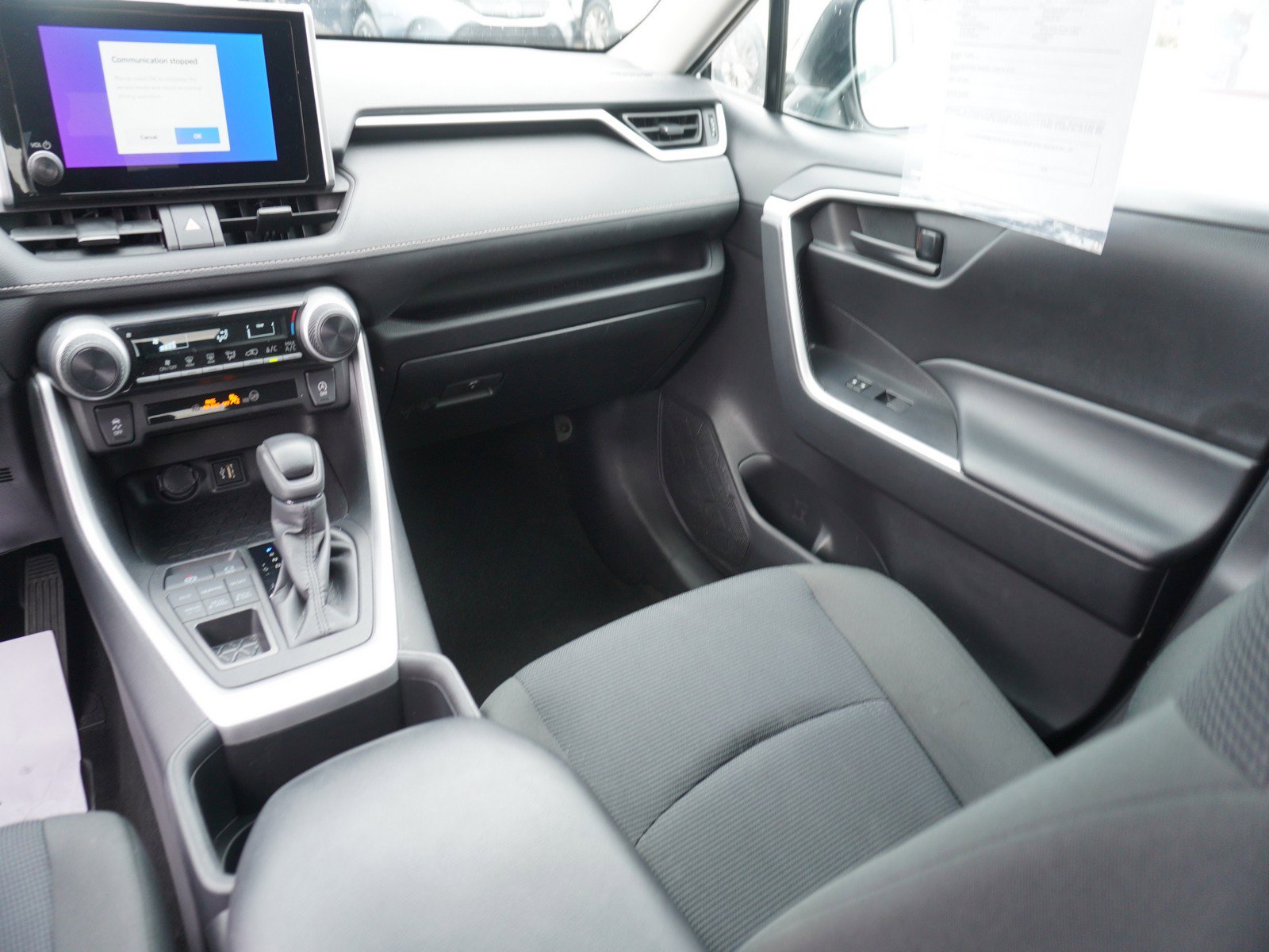 Used 2024 Toyota RAV4 LE AWD/4WD image 16