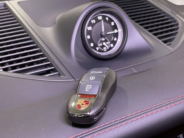 New 2026 Porsche Macan image 47