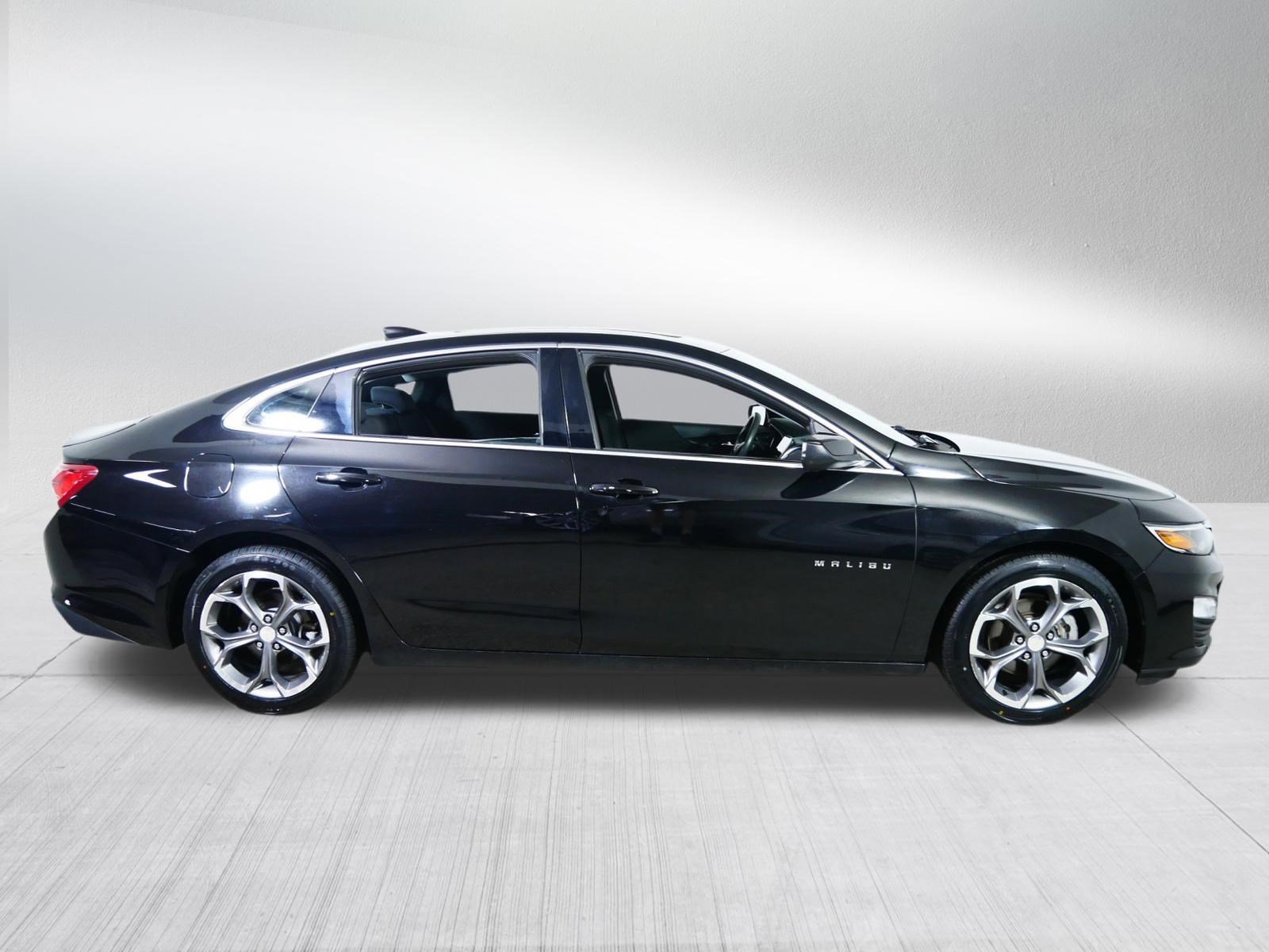 Used 2021 Chevrolet Malibu LT FWD image 8