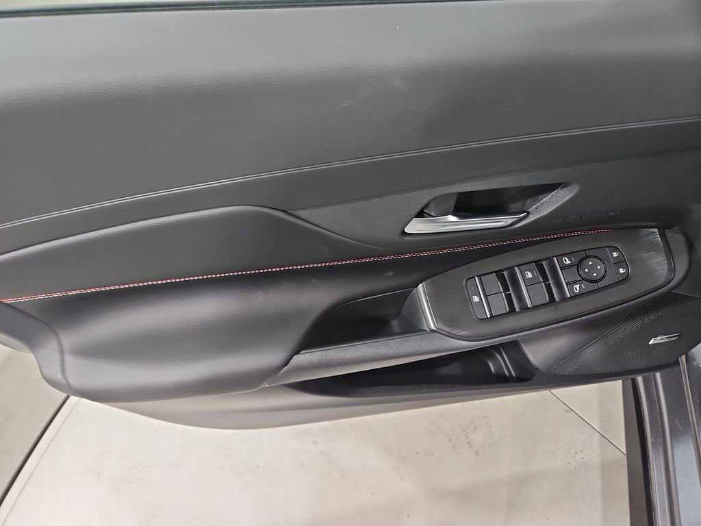 New 2026 Nissan Sentra SR image 10