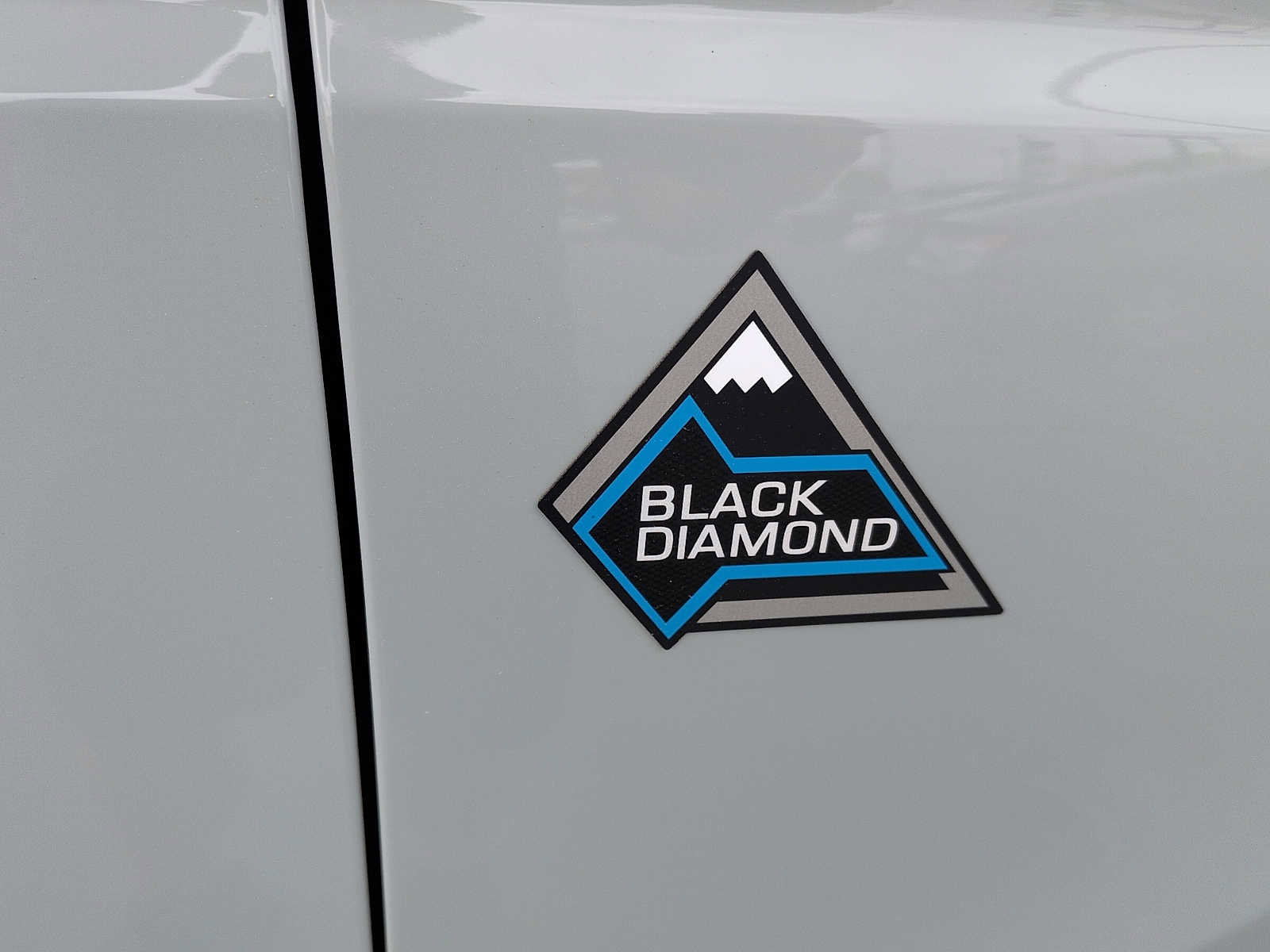 Used 2024 Ford Bronco Black Diamond image 10