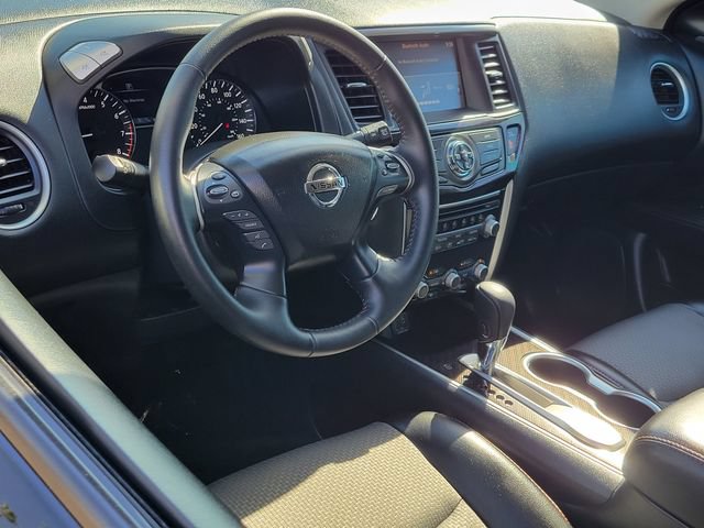 Used 2019 Nissan Pathfinder SV w/ Rock Creek Edition FWD image 5