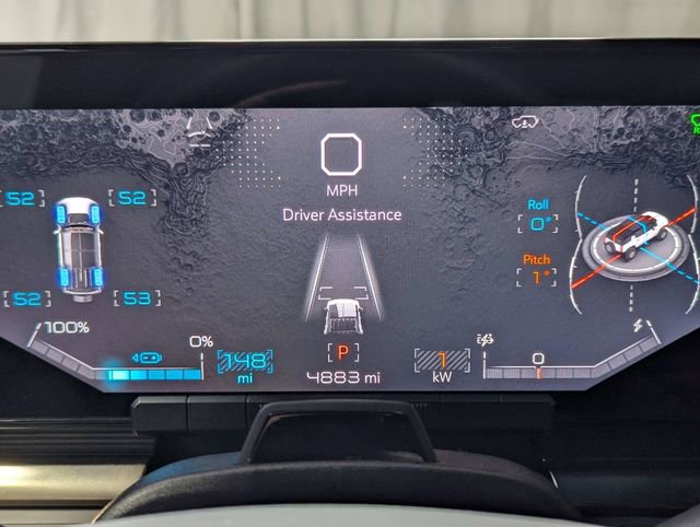 Used 2024 GMC Hummer EV 2X w/ LPO, Illumination Package image 18