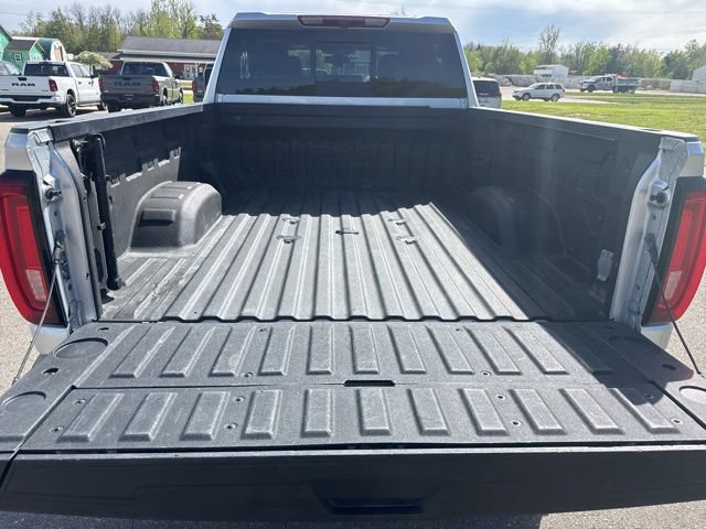 Used 2023 GMC Sierra 3500 SLT w/ SLT Convenience Package AWD/4WD image 6
