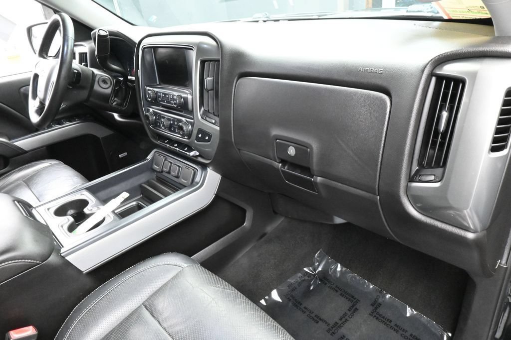 Used 2018 Chevrolet Silverado 1500 LT w/ All Star Edition AWD/4WD image 43