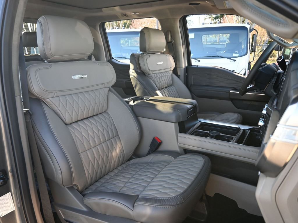 New 2026 Ford F350 Platinum w/ Platinum Plus Package image 30