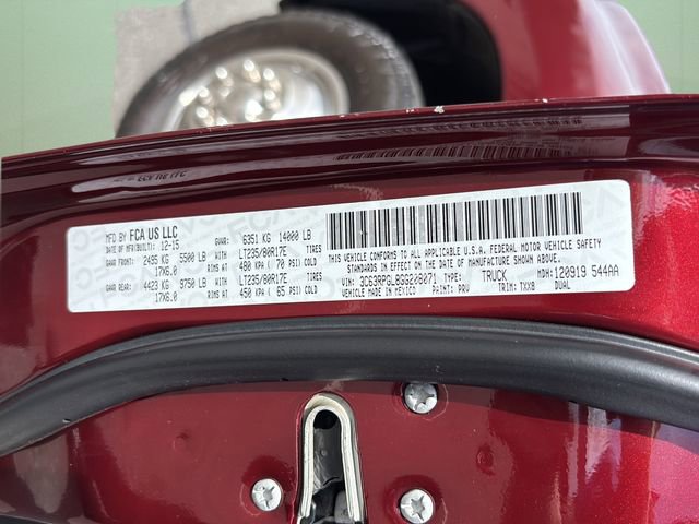 Used 2016 RAM 3500 Tradesman image 44