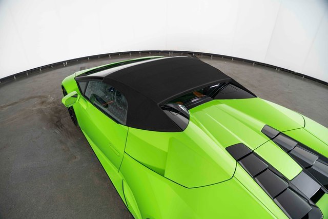 Used 2022 Lamborghini Huracan EVO image 29
