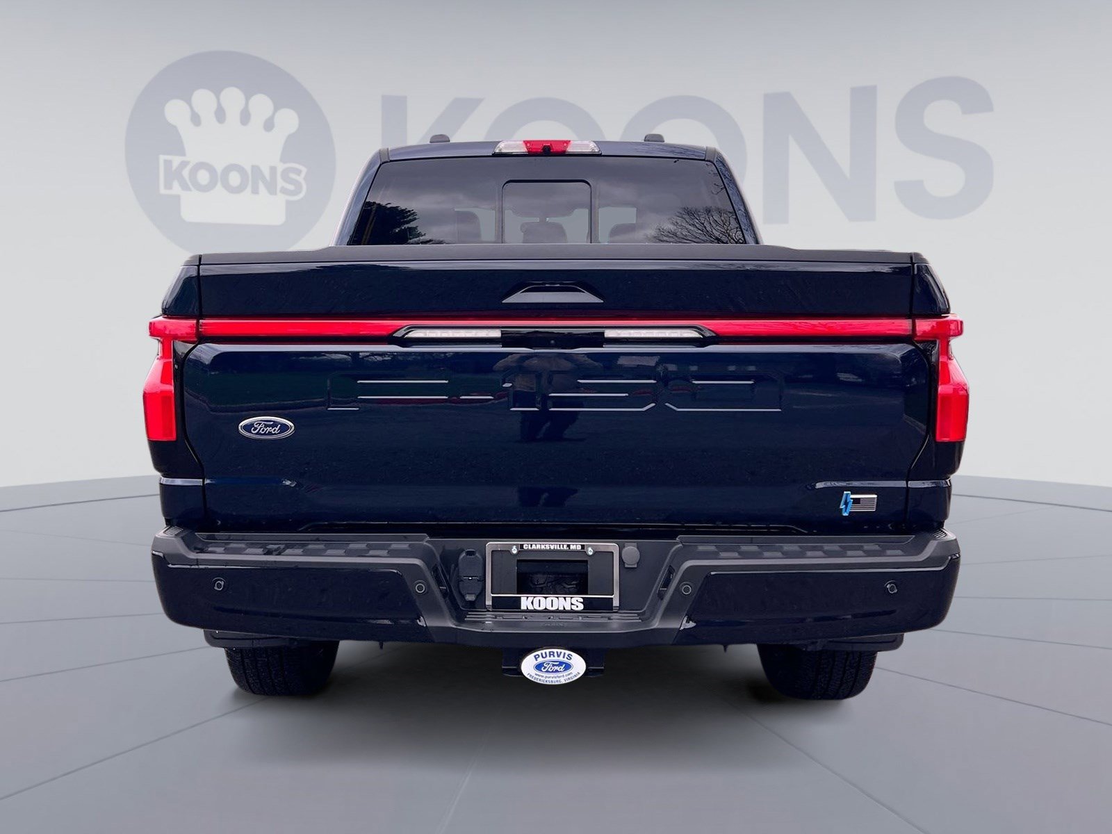 Used 2023 Ford F150 Lightning Platinum image 5