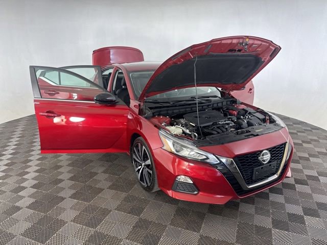Used 2019 Nissan Altima 2.5 SR w/ SR Premium Package FWD image 12