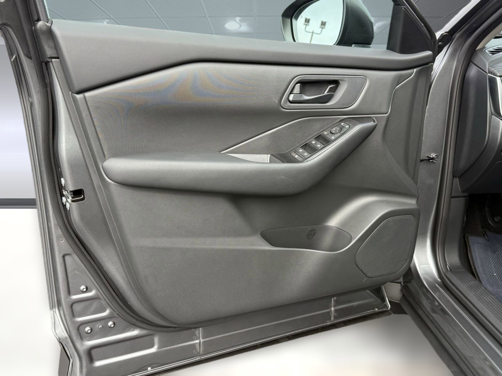 Certified 2026 Nissan Rogue S image 21