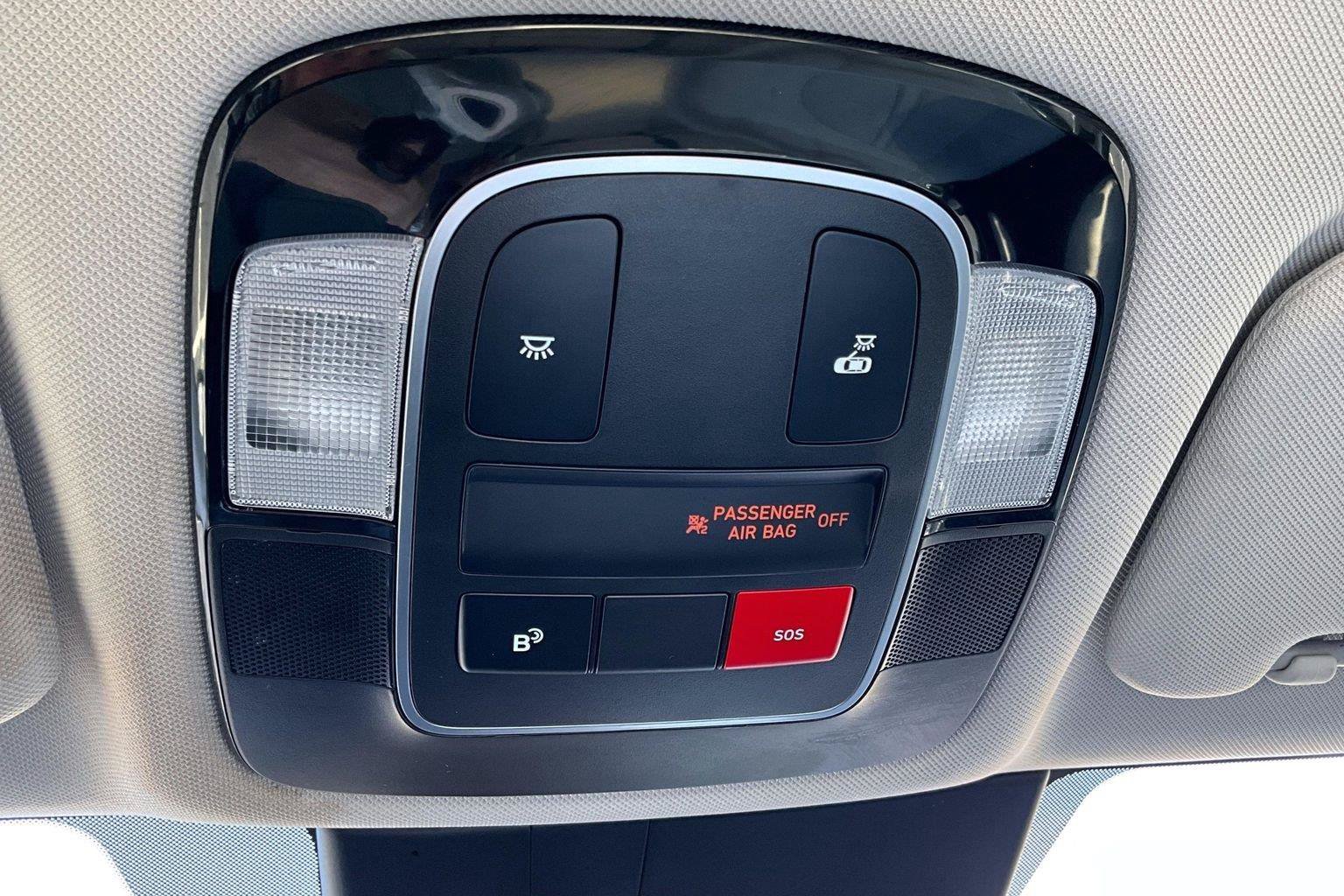 Used 2025 Hyundai Sonata SEL FWD image 37