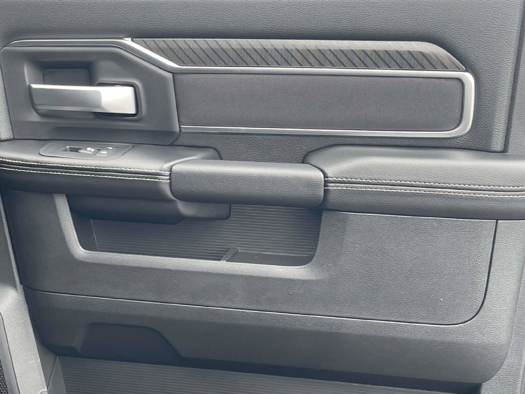 New 2026 RAM 3500 Big Horn AWD/4WD image 16