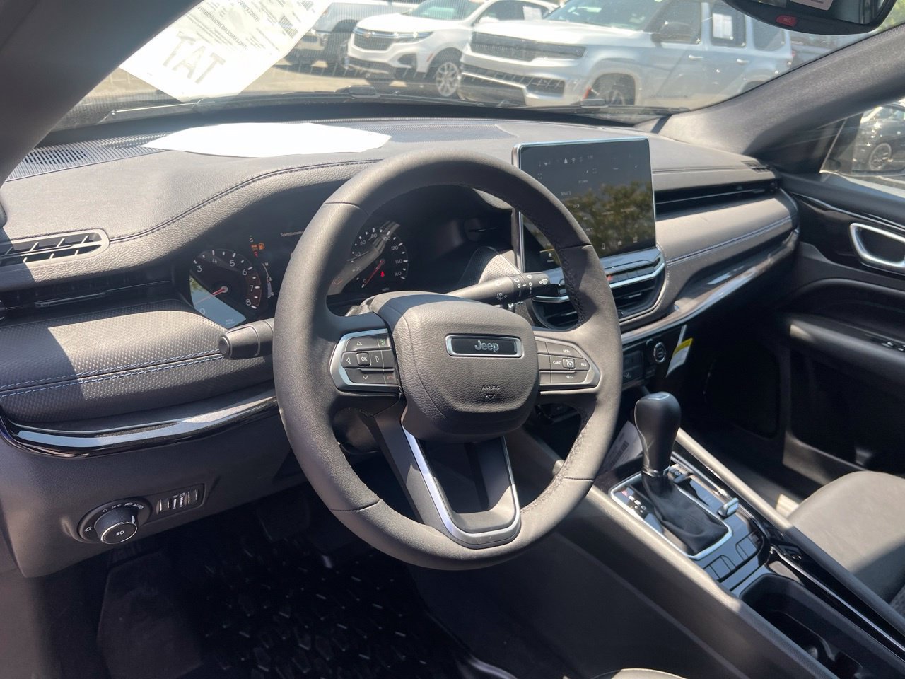 New 2026 Jeep Compass Latitude AWD/4WD image 16