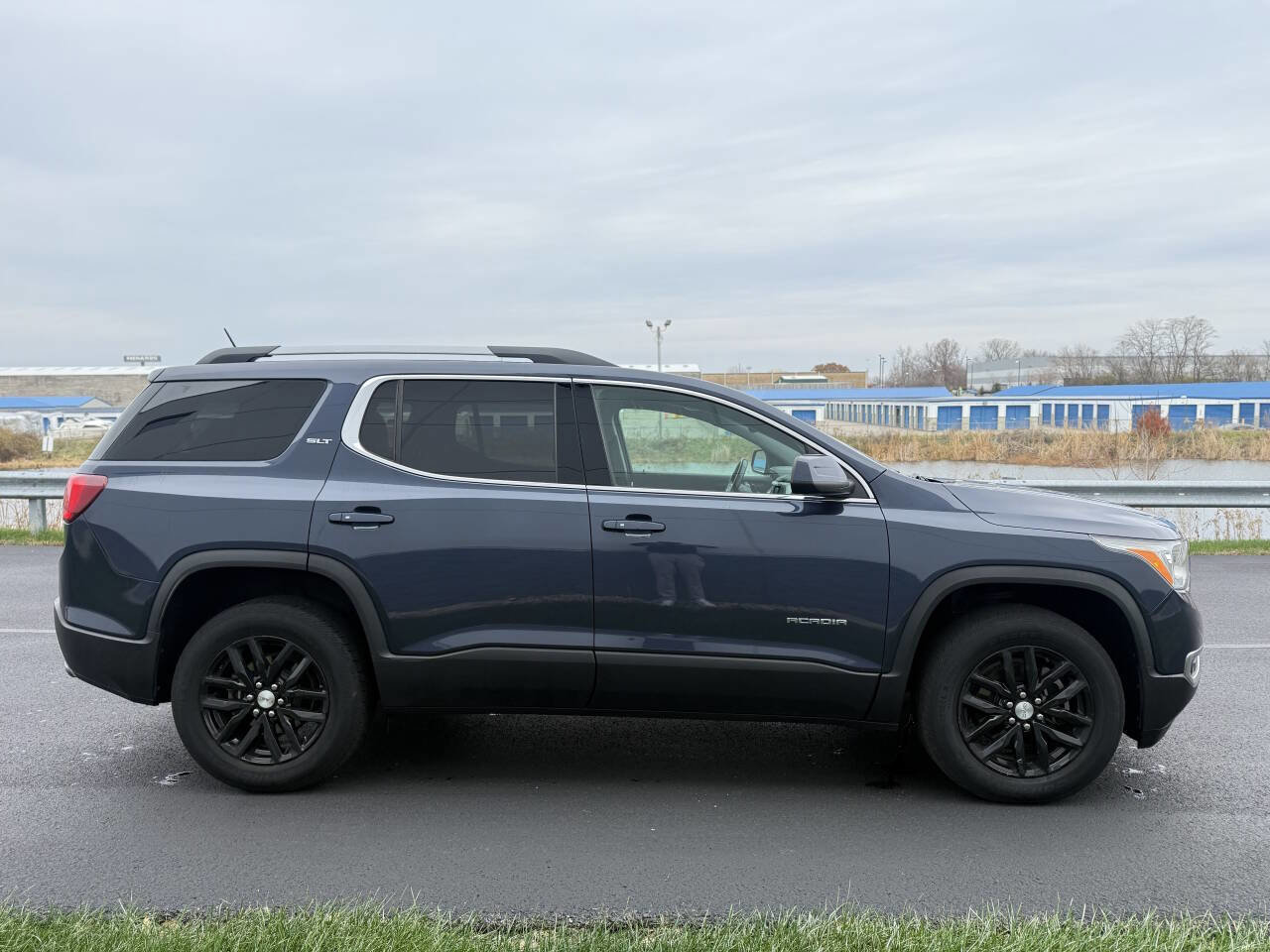 Used 2019 GMC Acadia SLT w/ LPO, Floor Liner Package image 6